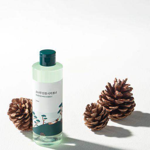 Pine Calming Cica Toner - Round Lab