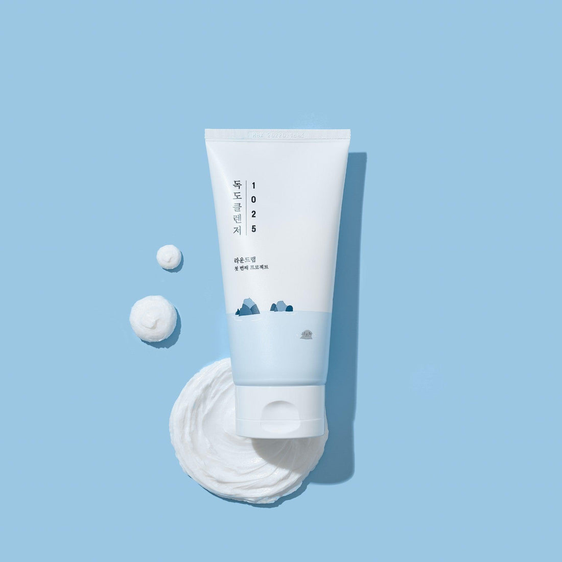1025 Dokdo Cleanser - Round Lab