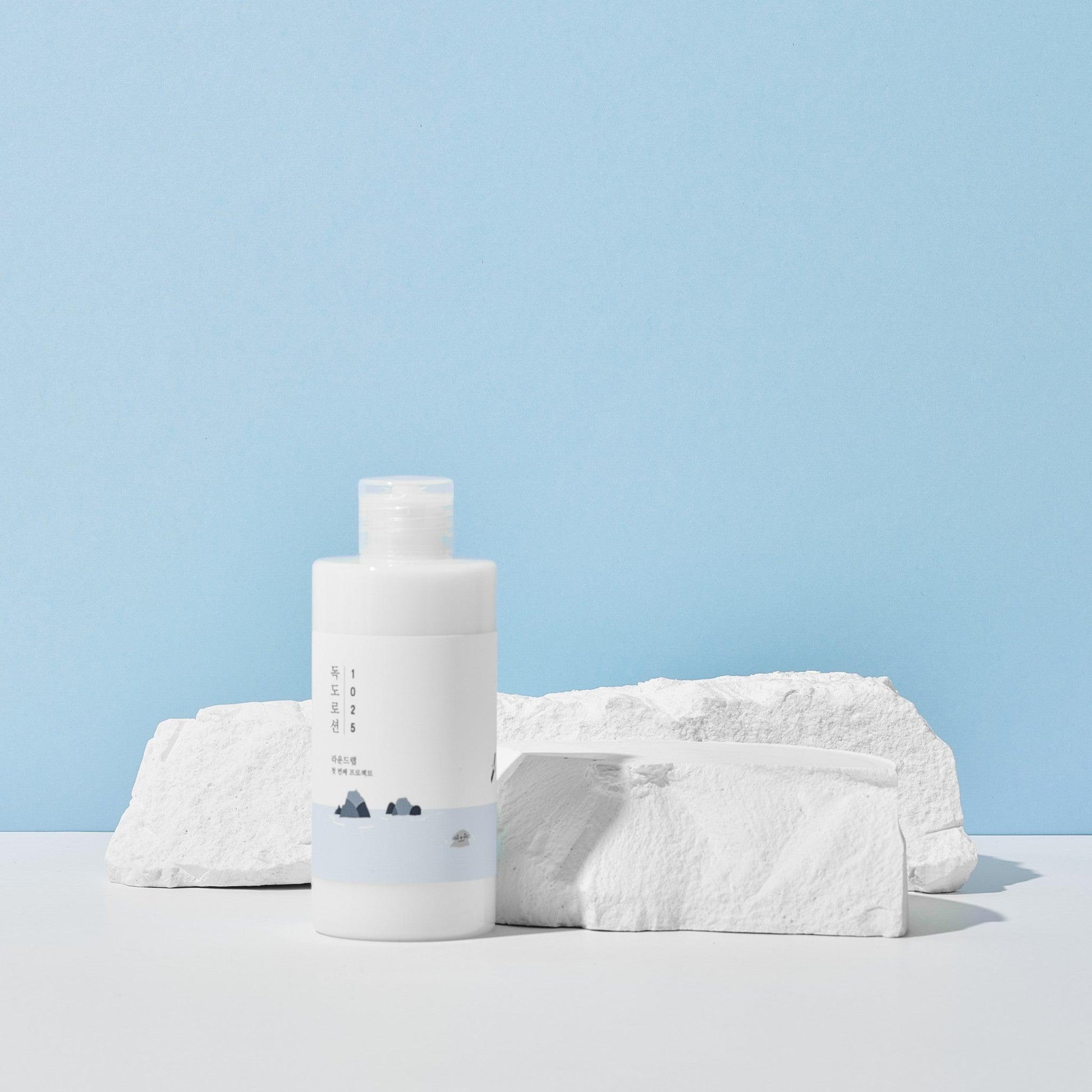 1025 Dokdo Toner+Lotion Kit - Round Lab