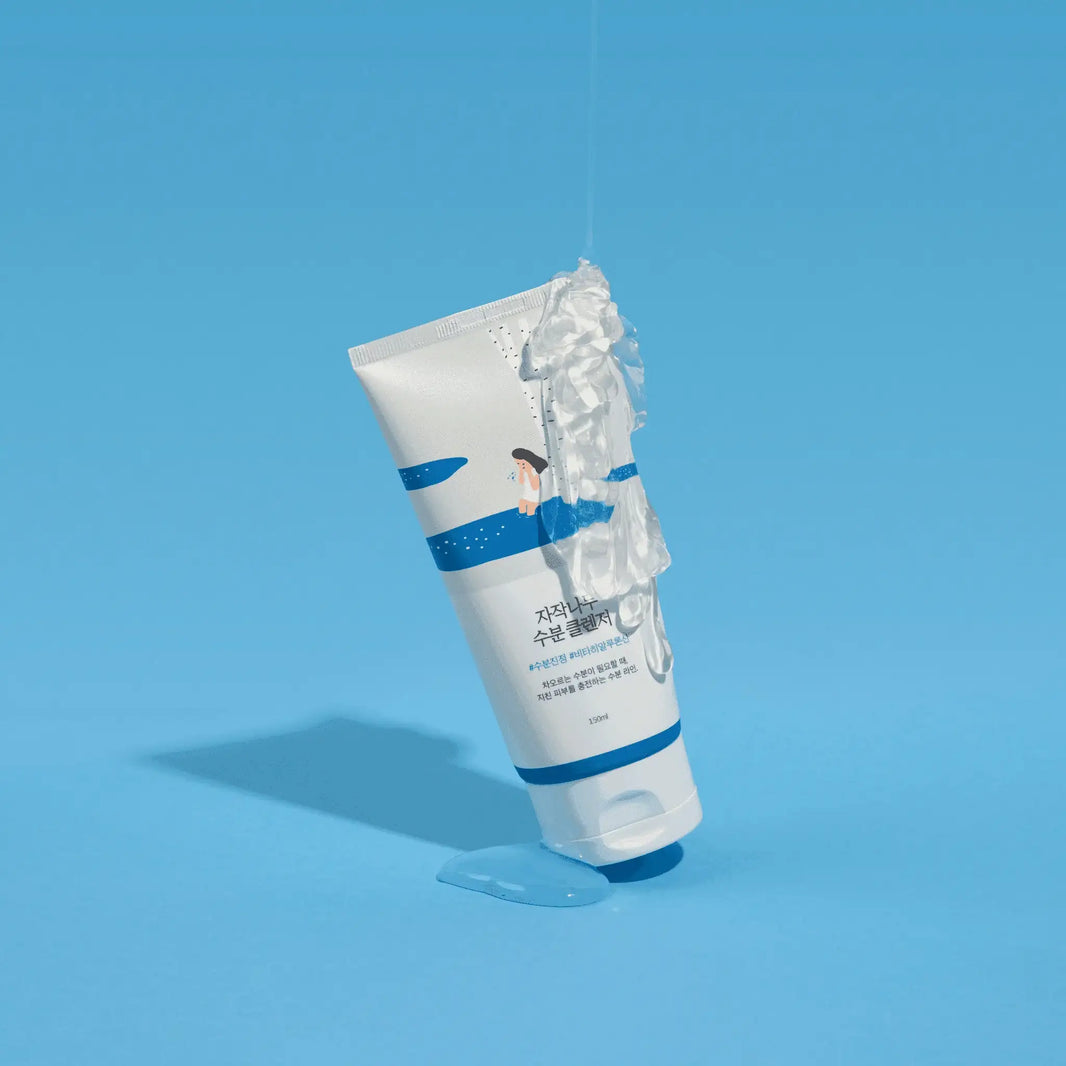 Birch moisturizing cleanser round lab
